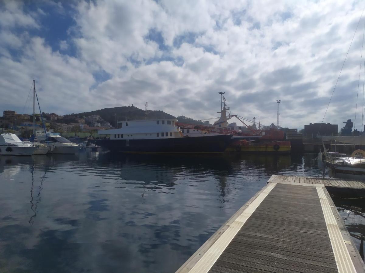 Classic Yacht Yanika Yachting Watersport Ets Вилапуцу Екстериор снимка